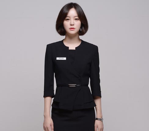 浅谈成都宾馆酒店服装的设计风格